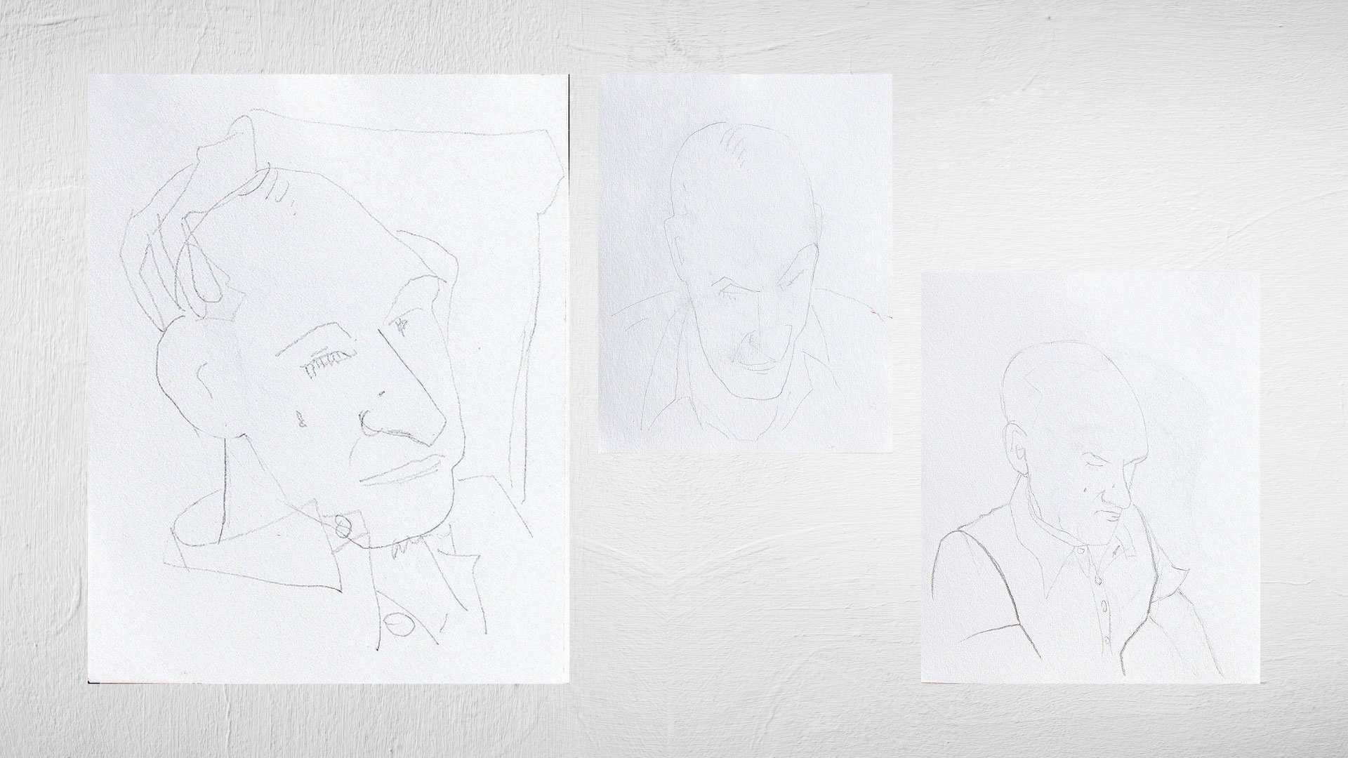 Skizzen von Heidrun Föhn: drei reduzierte Bleistiftporträts von Personen auf weisser Wand, 2010.
